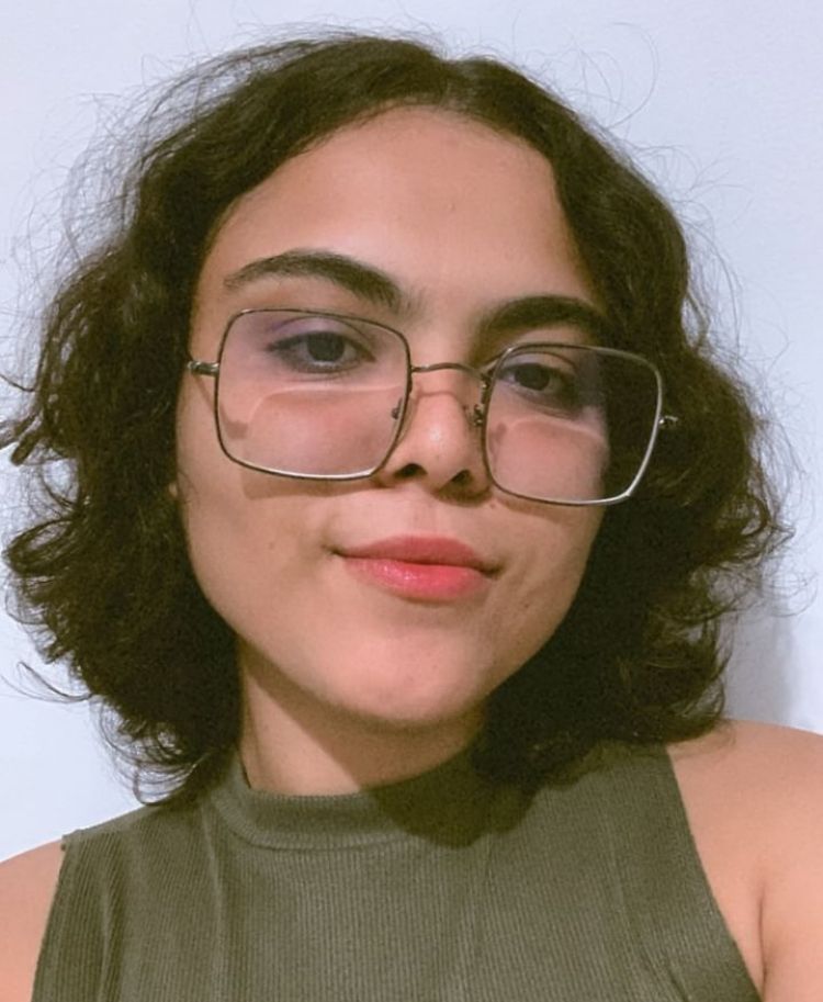 Primary Photo for Louise Soares