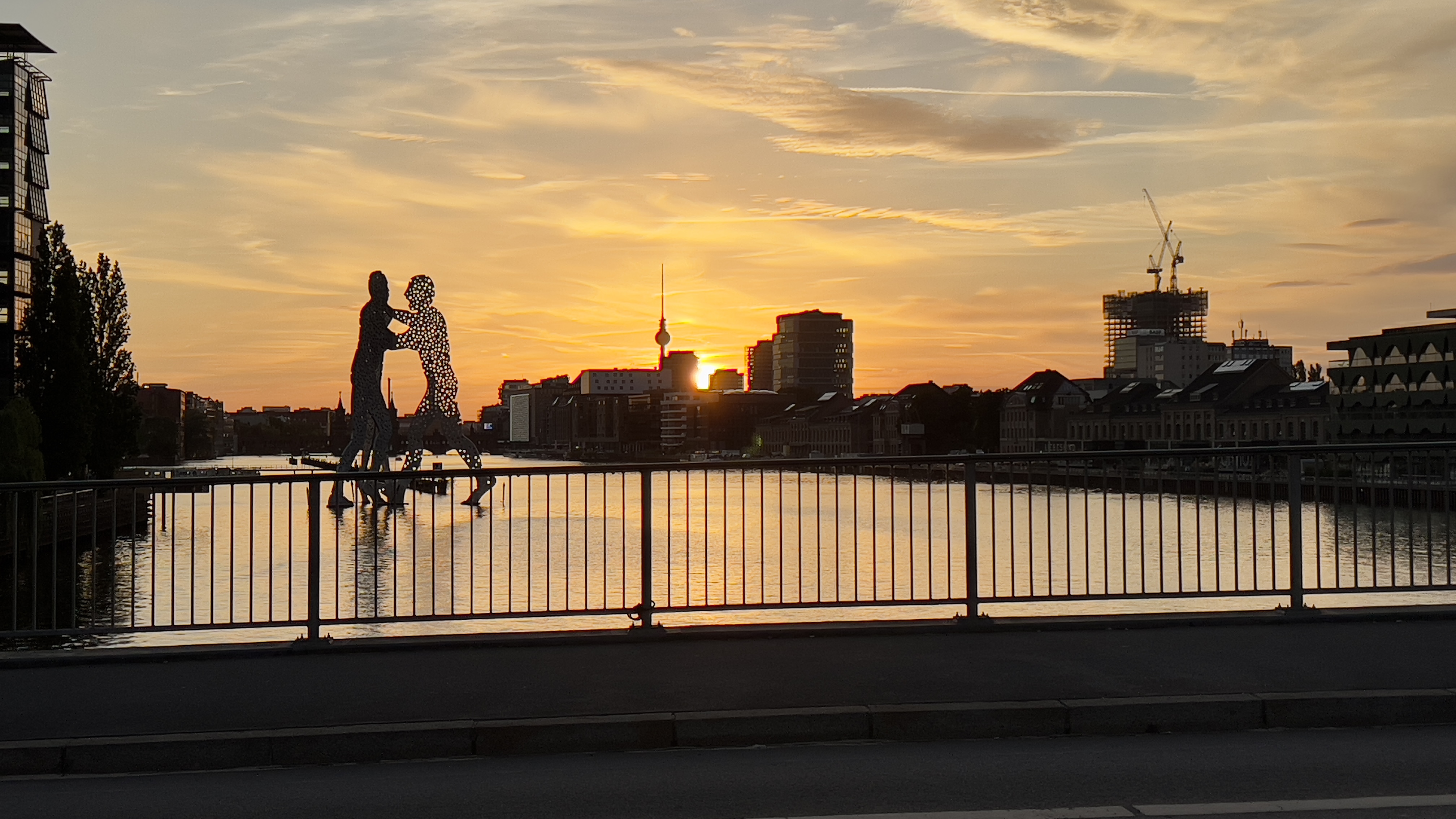 Background Photo for Kris Frenz