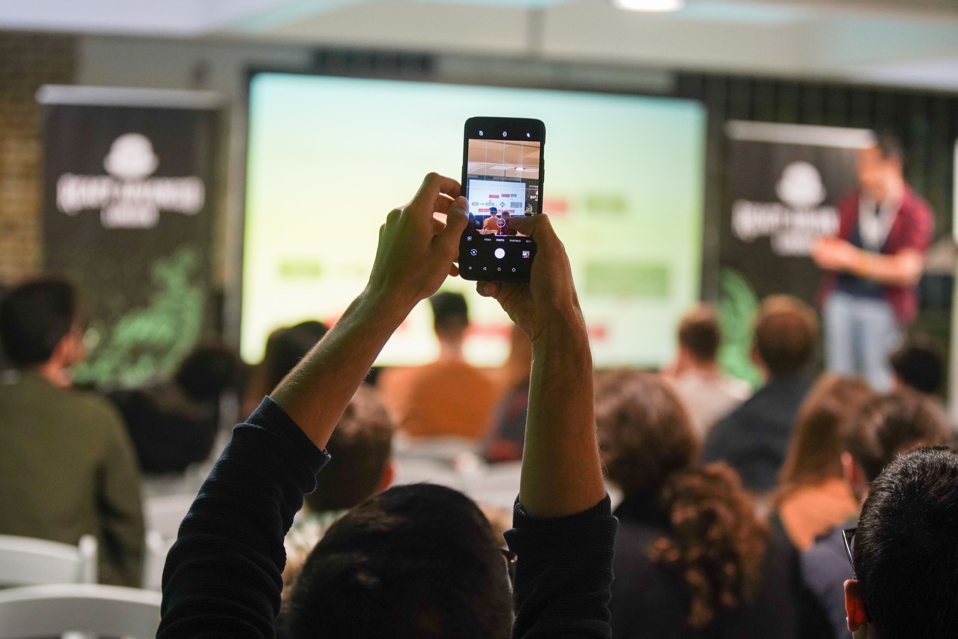 Background Photo for Lorenzo Sciandra