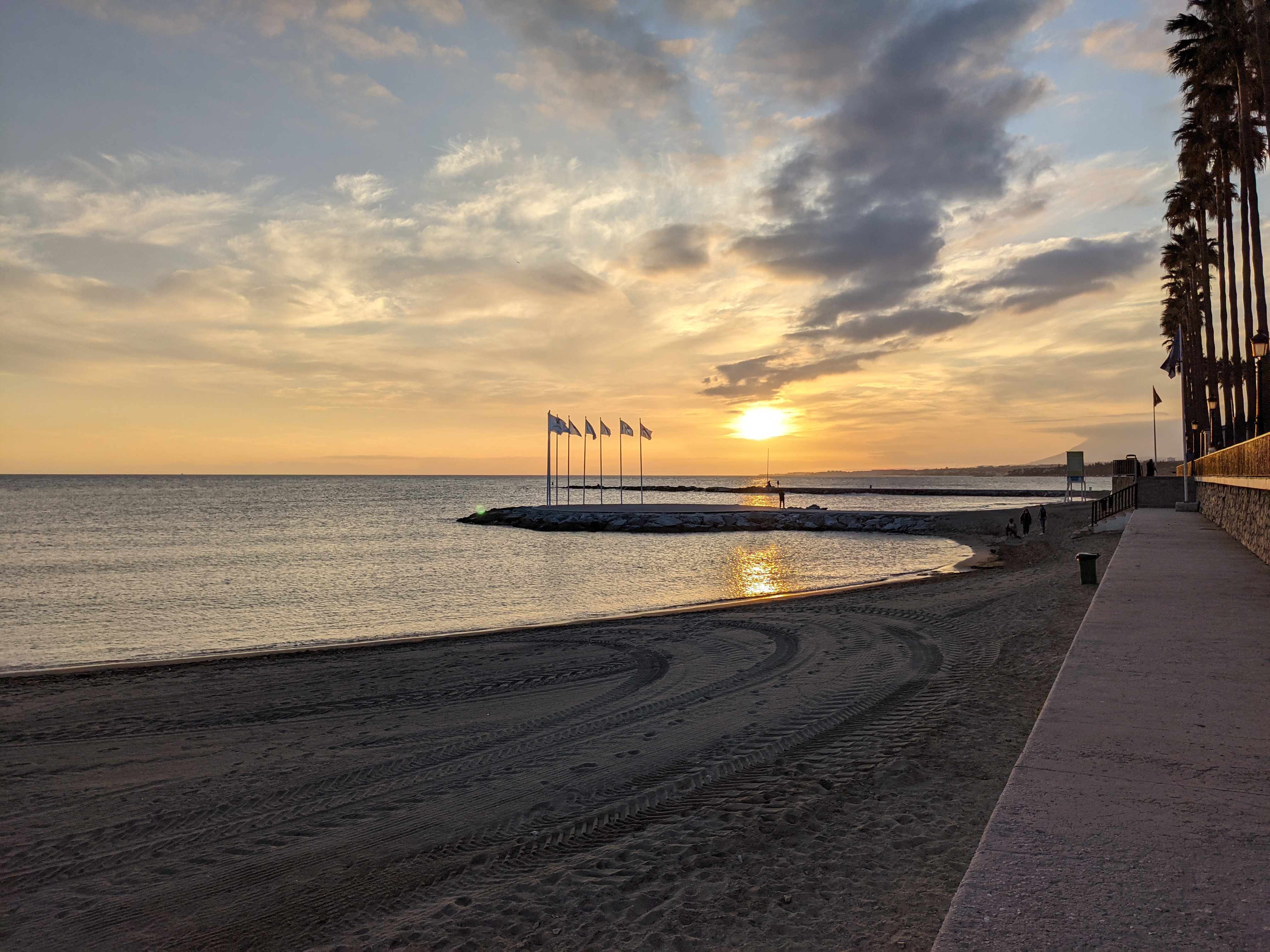 Background Photo for Guillermo Orellana Ruiz